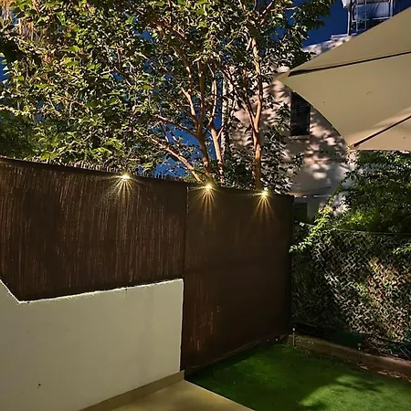 Cozy Near Harbor District 200 Mbits Xbox X Apartment